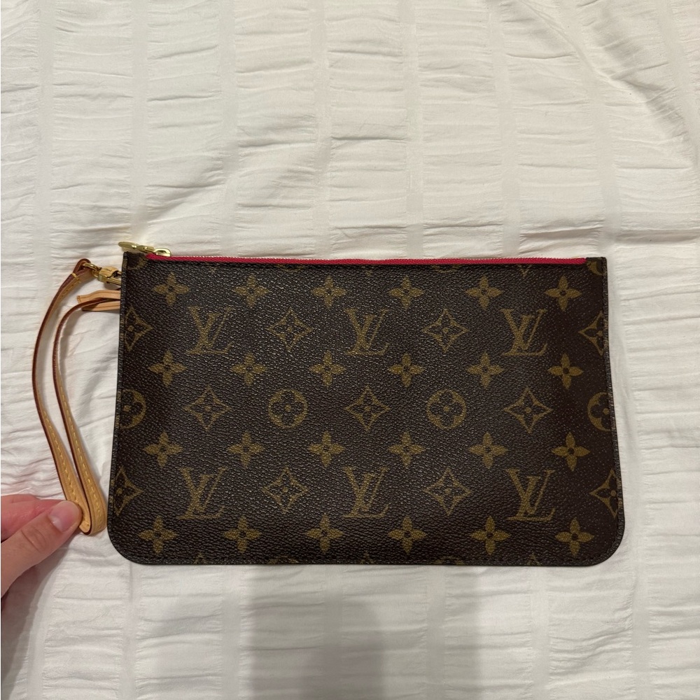 Louis Vuitton Neverfull Pouch (Pouch only)